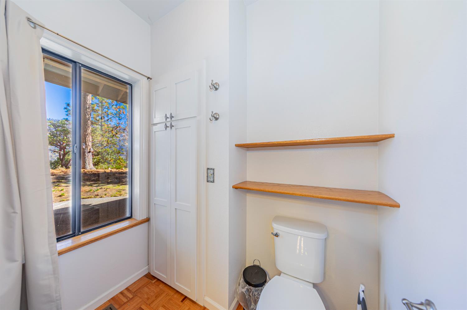 33177 Cascadel Heights Dr, North Fork, CA 93643