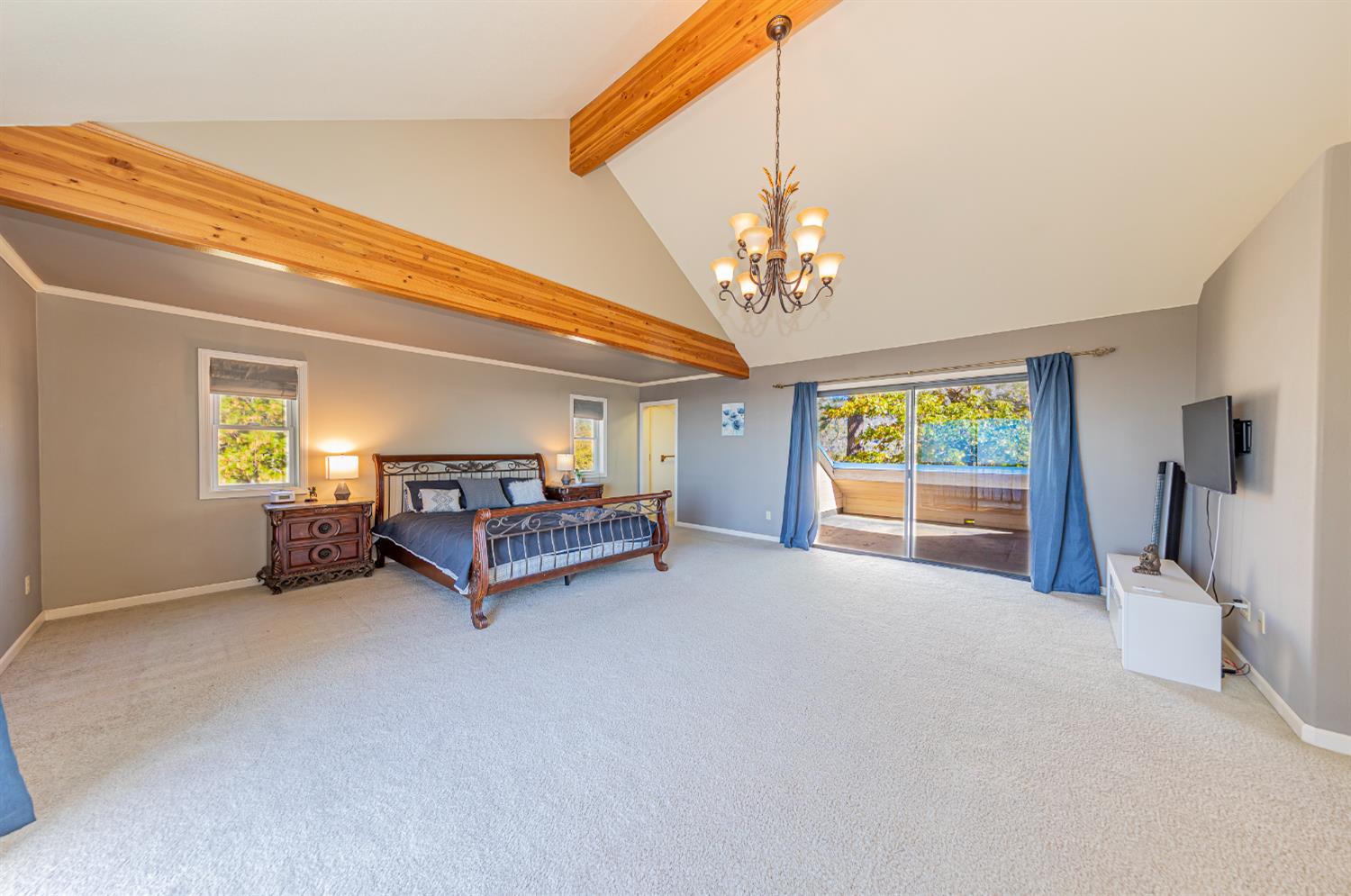 33177 Cascadel Heights Dr, North Fork, CA 93643