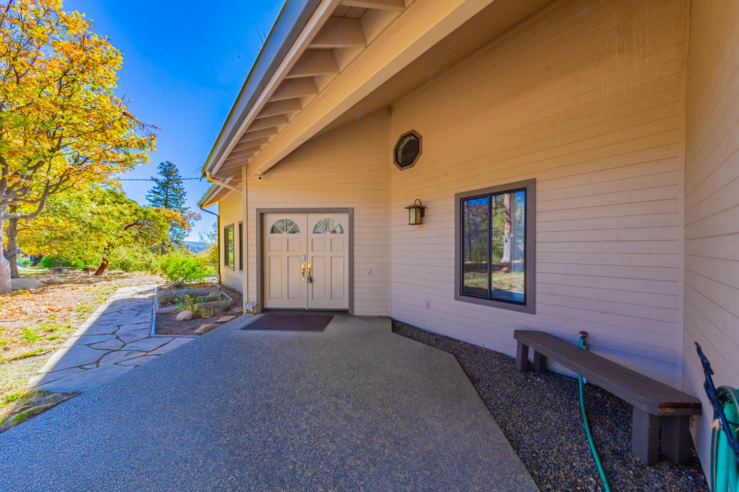 33177 Cascadel Heights Dr, North Fork, CA 93643