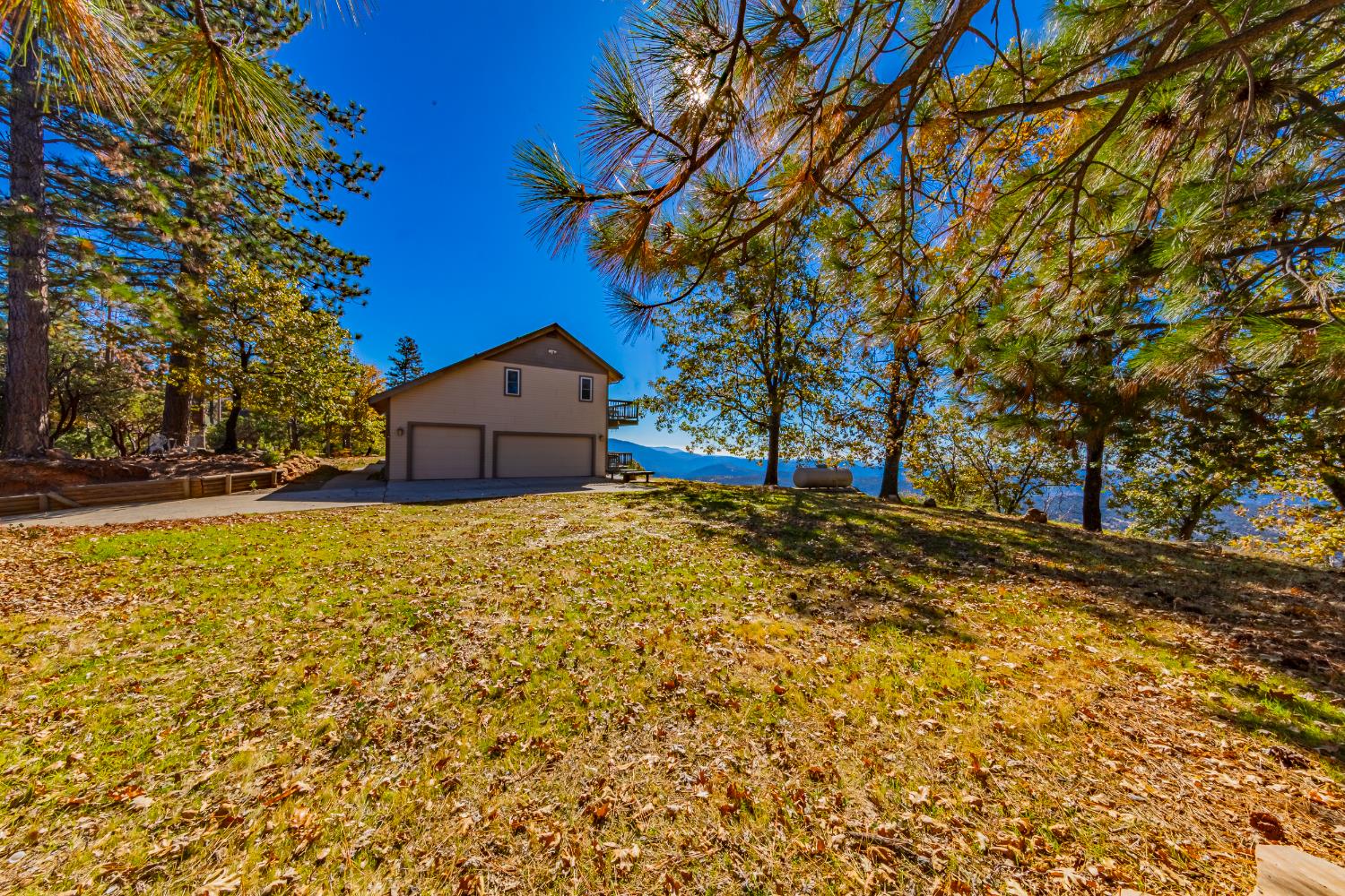 33177 Cascadel Heights Dr, North Fork, CA 93643