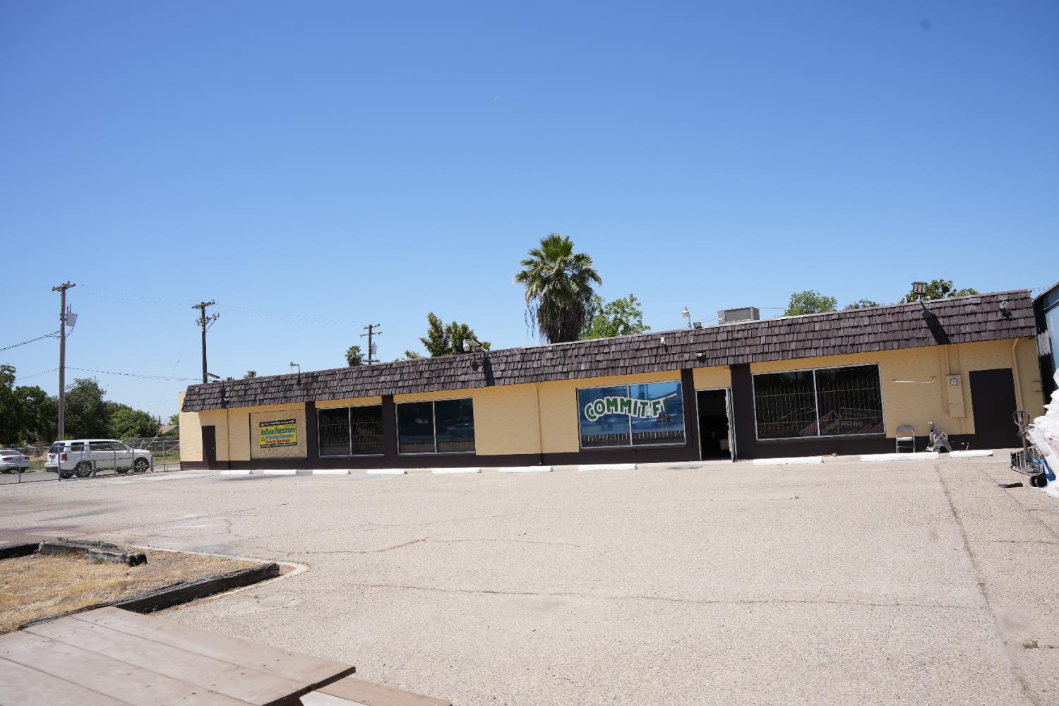 5783 S Elm Ave, Fresno, CA 93706