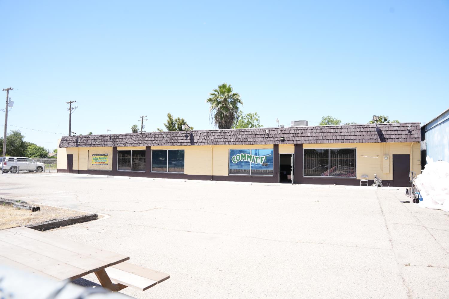 5783 S Elm Ave, Fresno, CA 93706