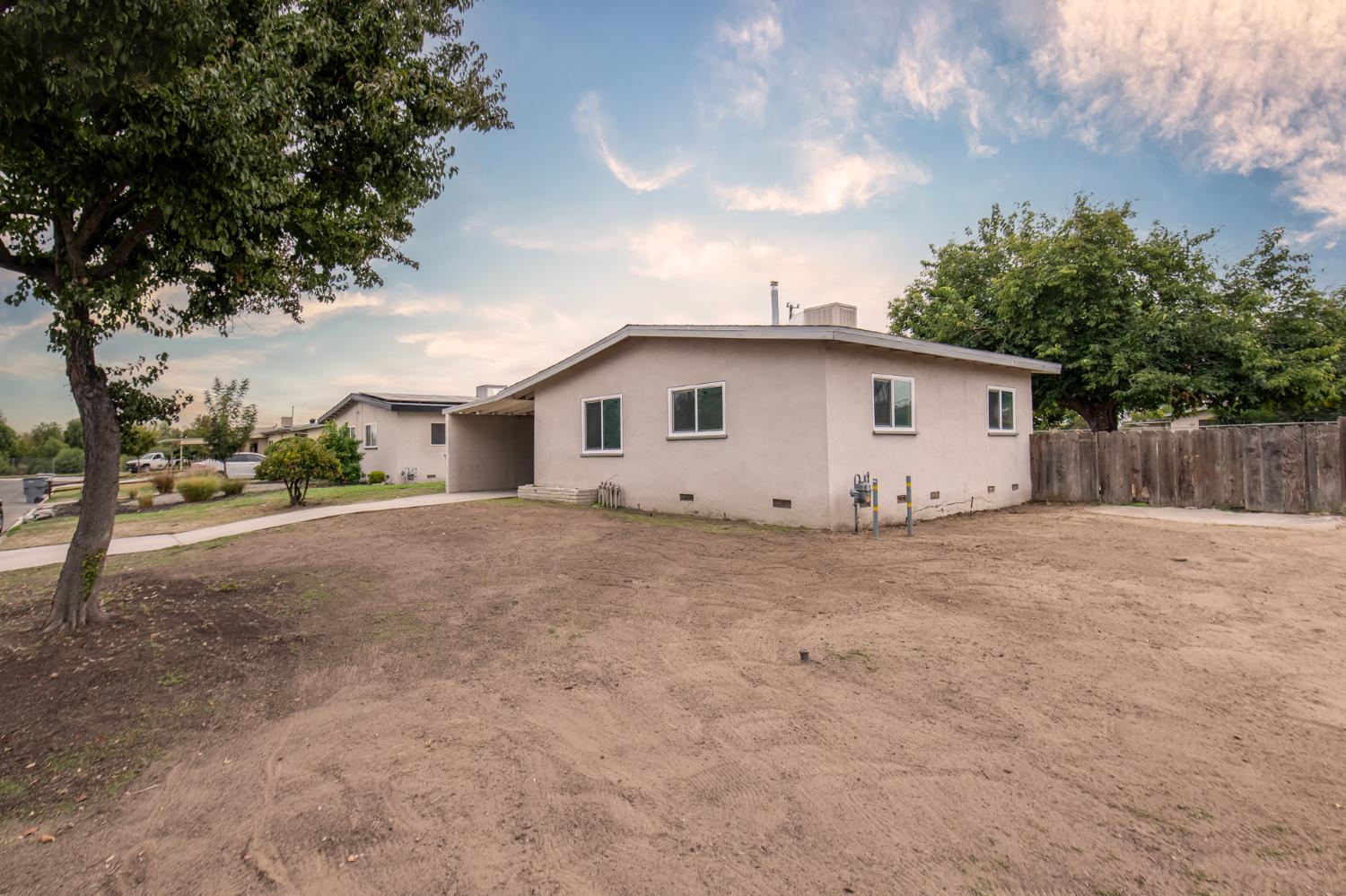 2108 E Sussex Way, Fresno, CA 93726