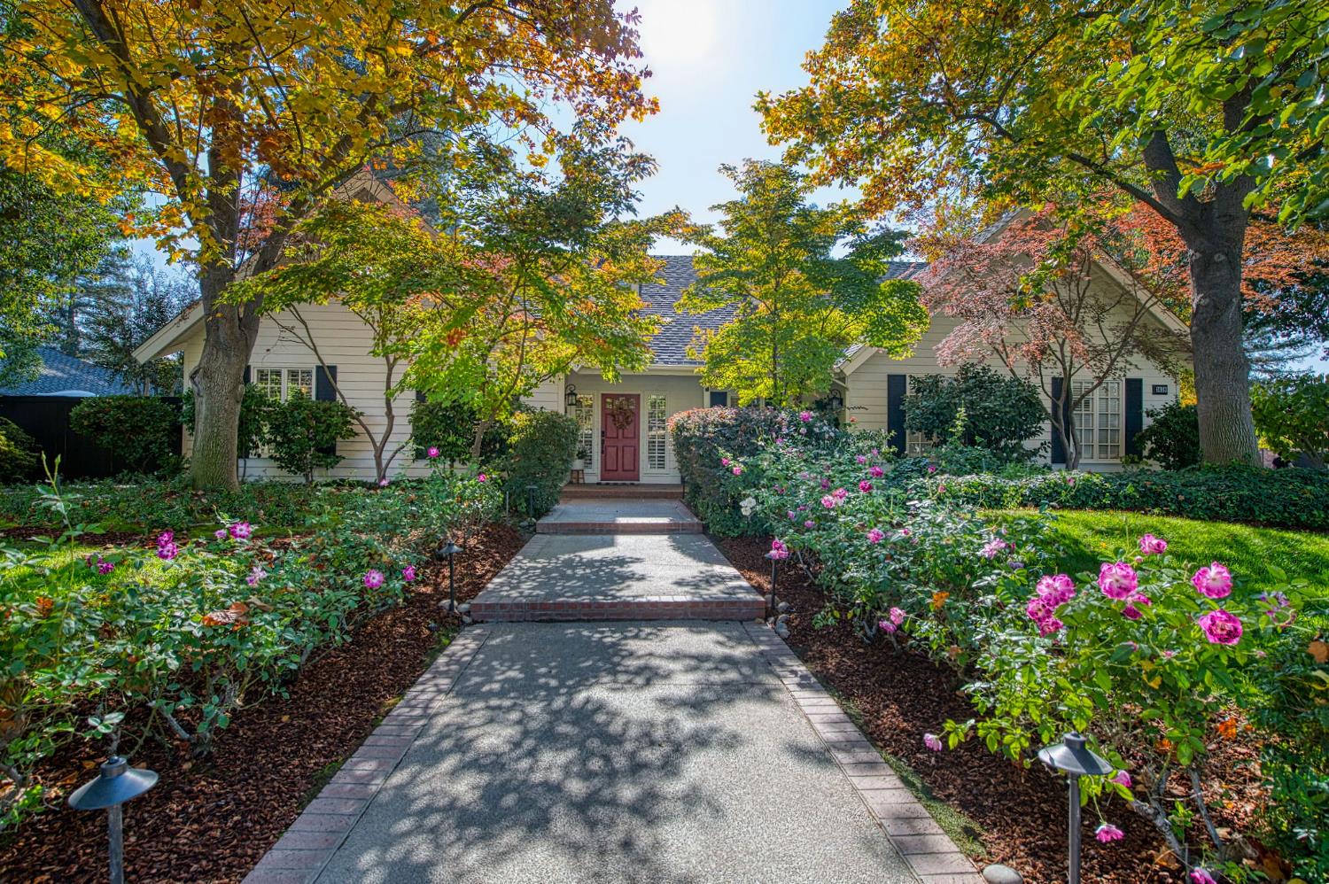 3659 W Spruce Ave, Fresno, CA 93711