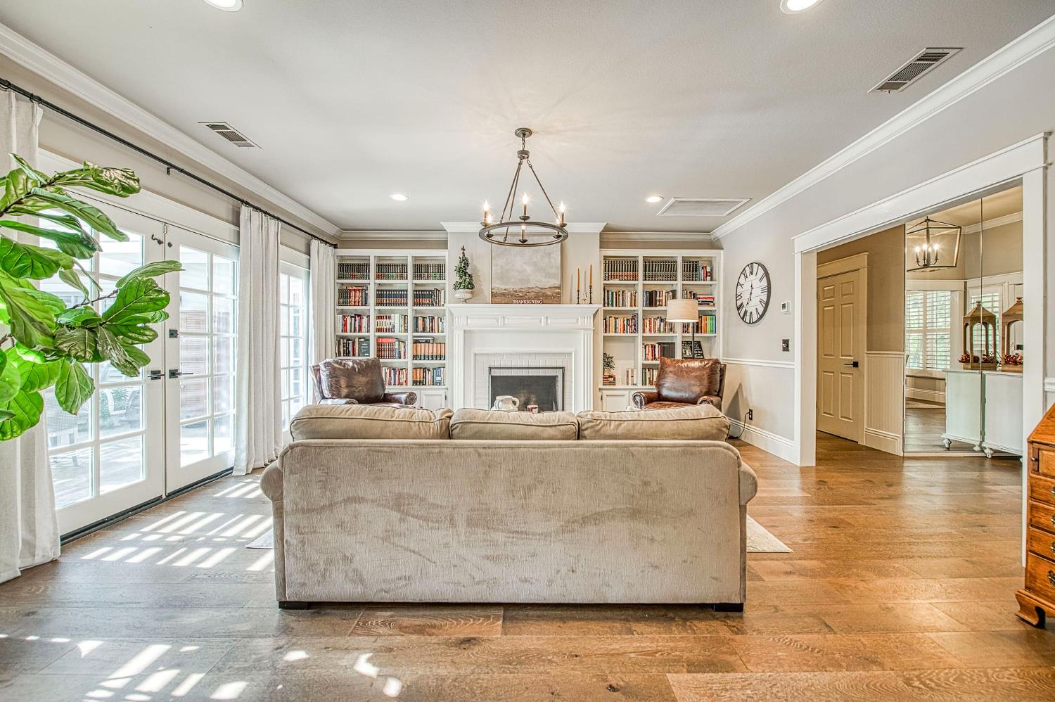 3659 W Spruce Ave, Fresno, CA 93711