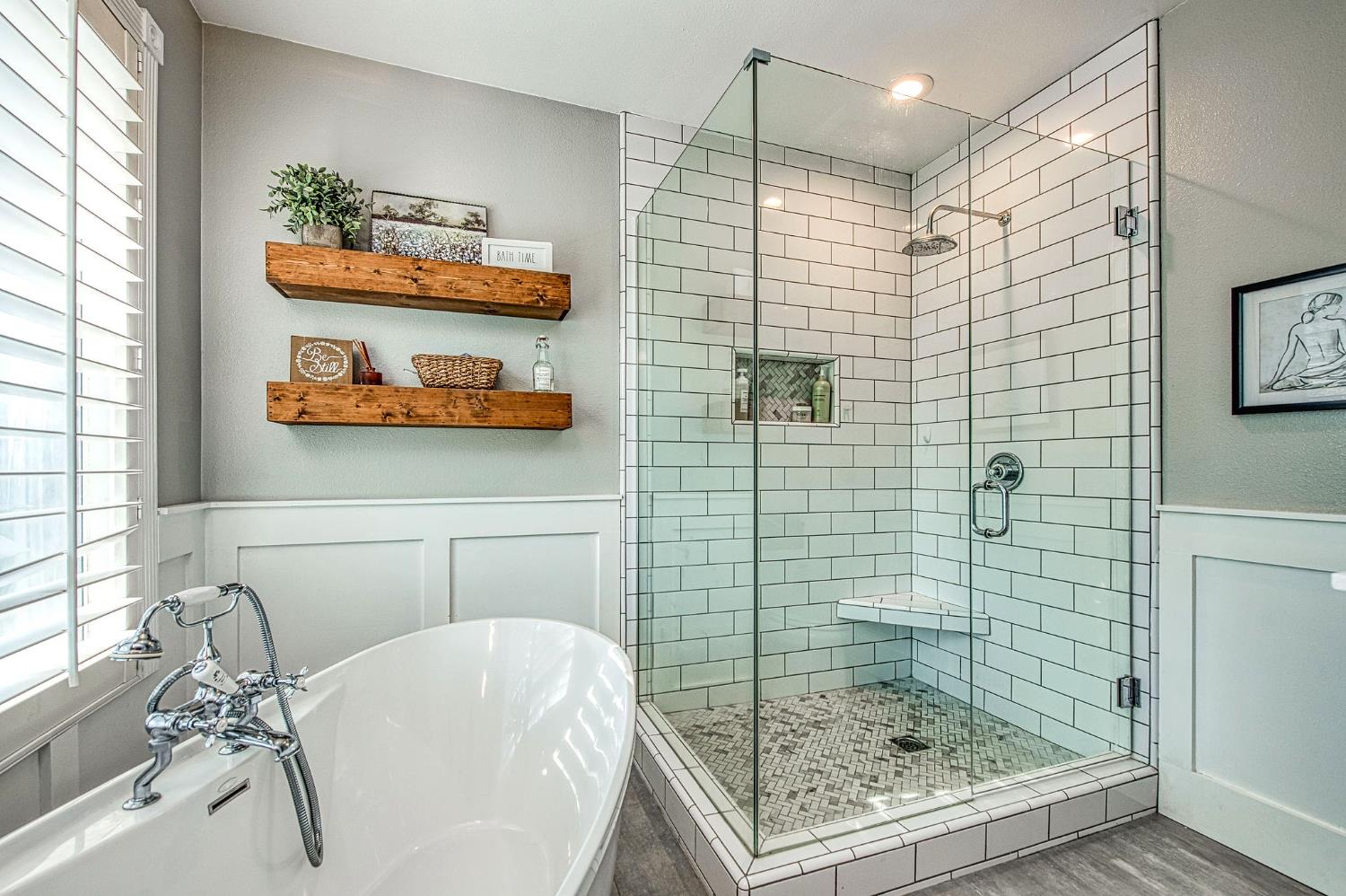 3659 W Spruce Ave, Fresno, CA 93711