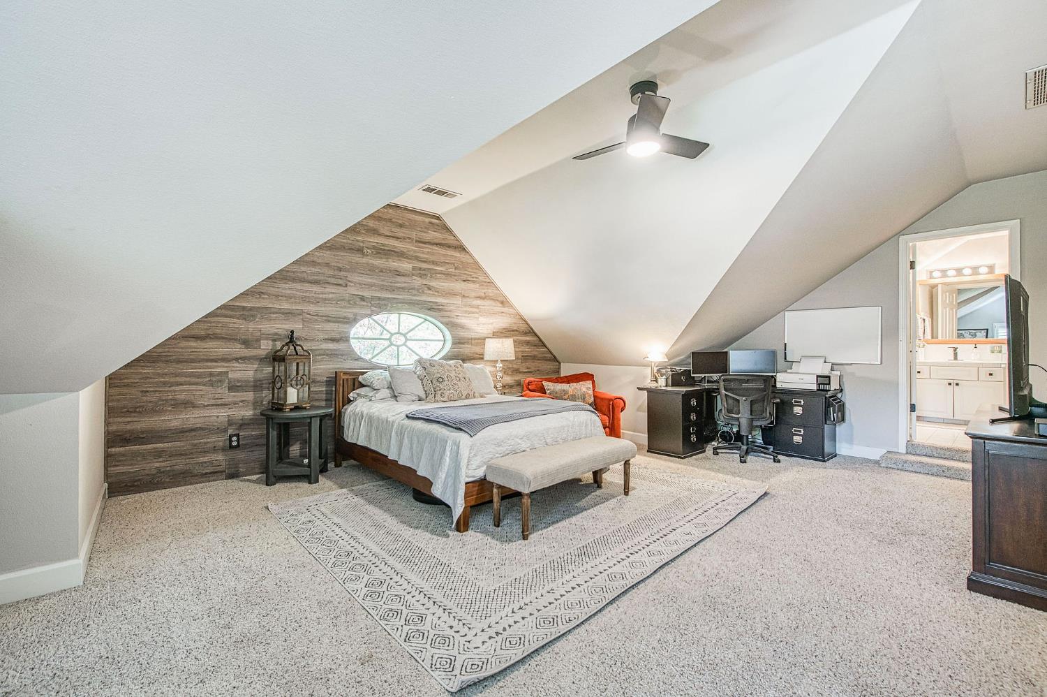 3659 W Spruce Ave, Fresno, CA 93711