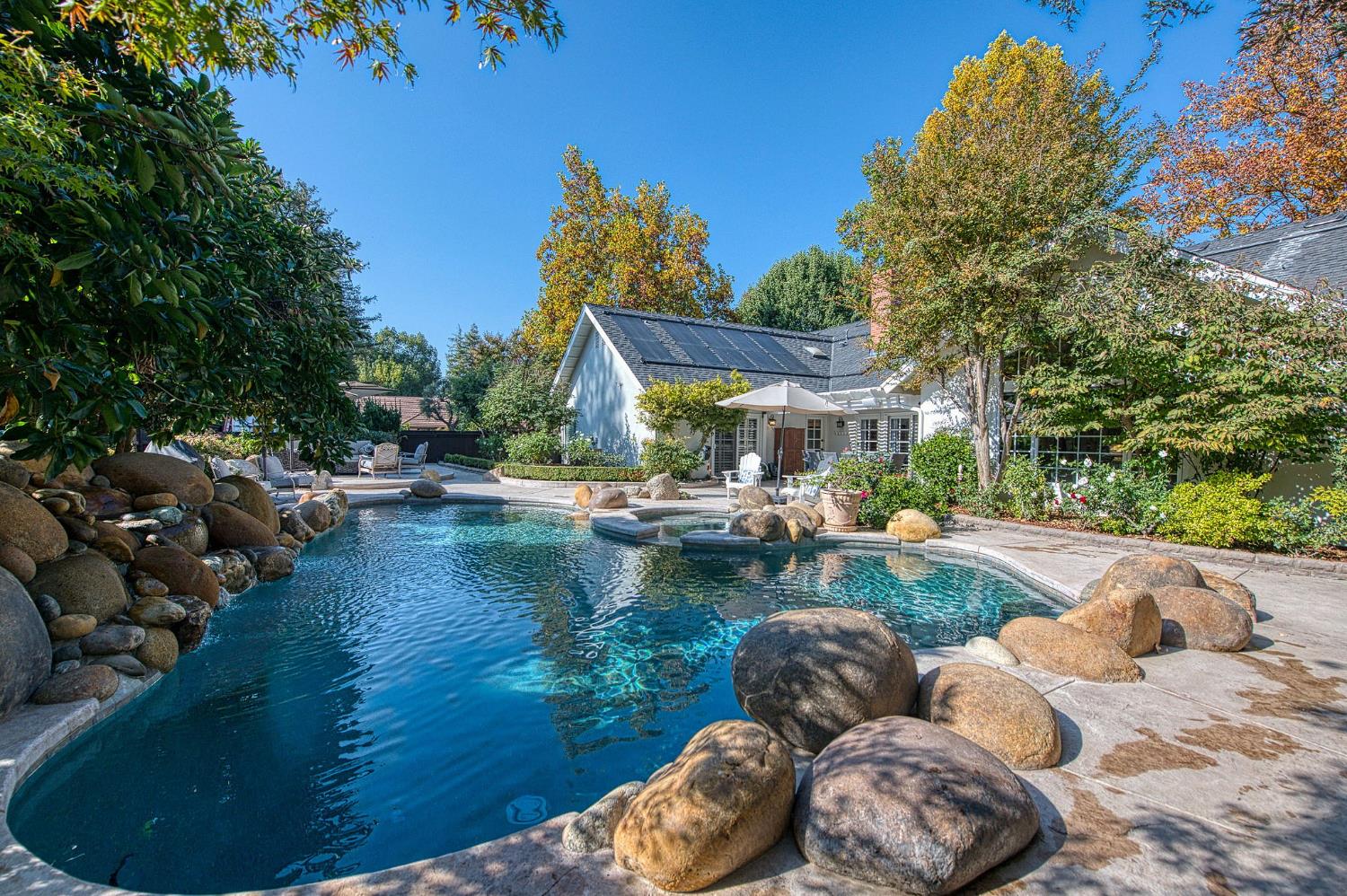 3659 W Spruce Ave, Fresno, CA 93711