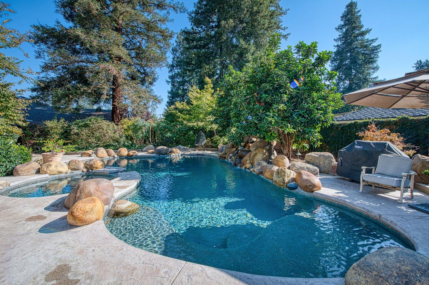 3659 W Spruce Ave, Fresno, CA 93711