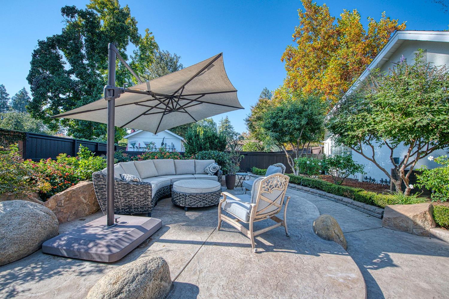 3659 W Spruce Ave, Fresno, CA 93711