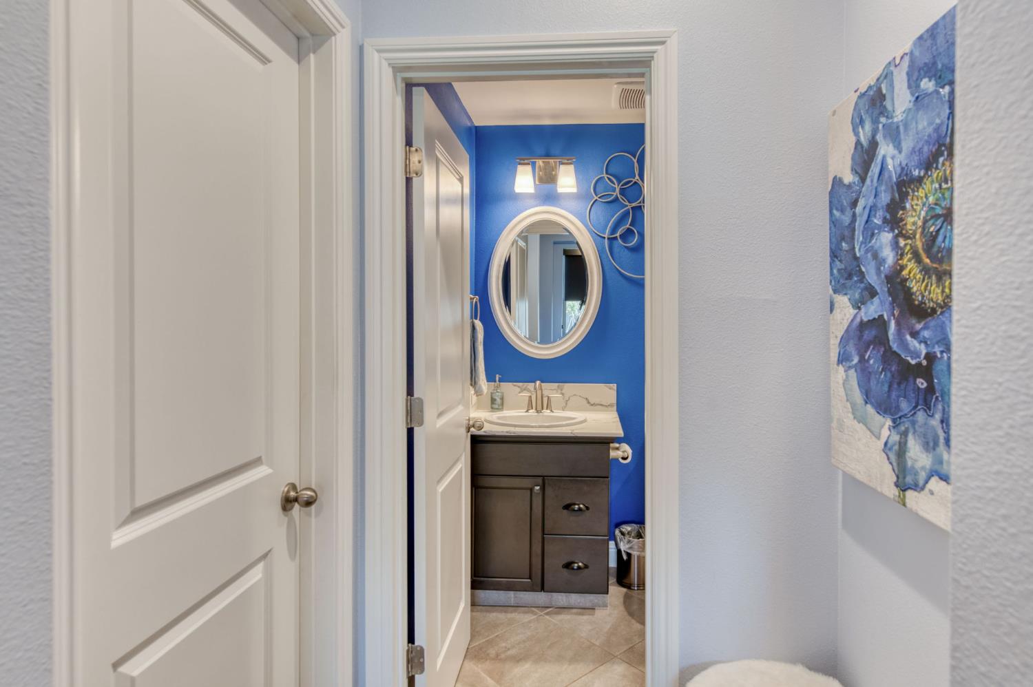 273 Meridian Ave, Madera, CA 93636