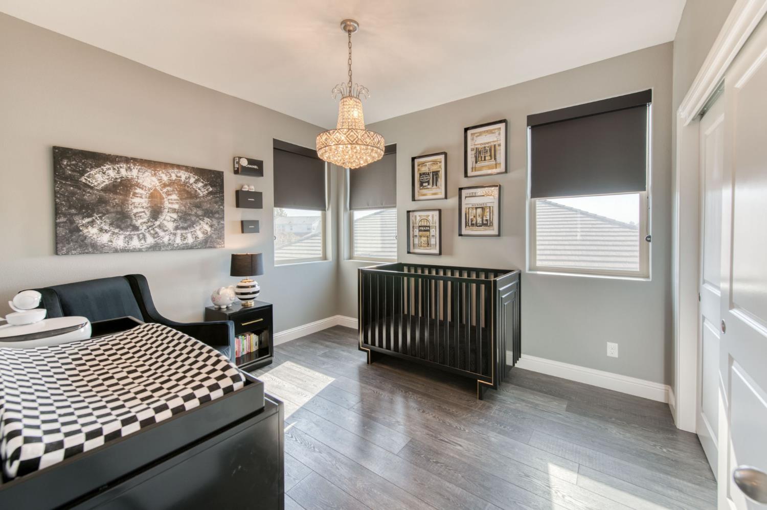 273 Meridian Ave, Madera, CA 93636