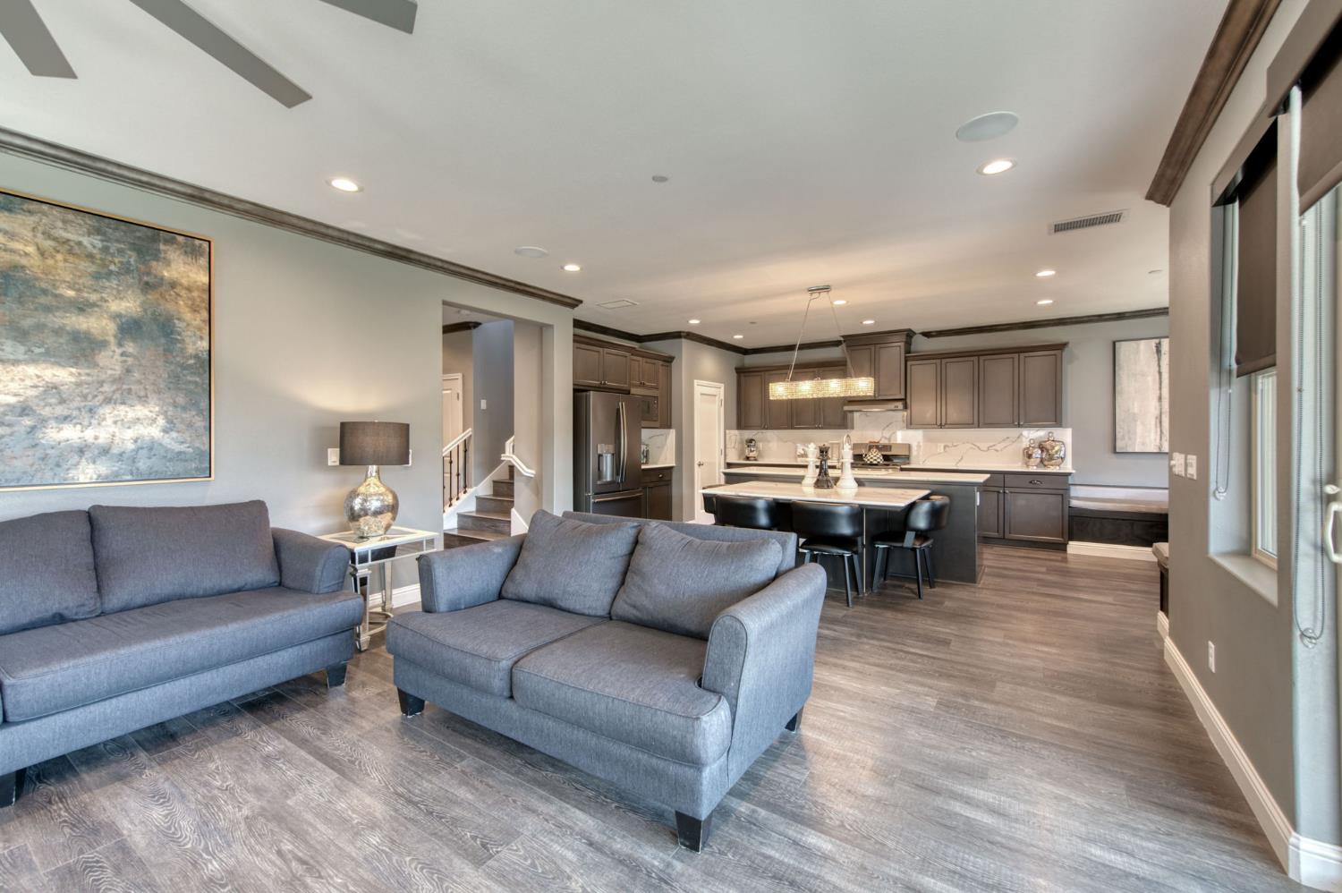 273 Meridian Ave, Madera, CA 93636