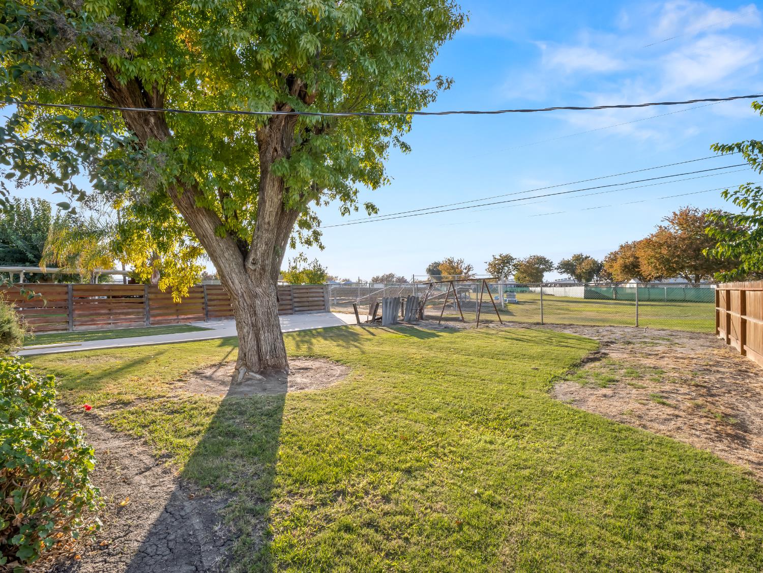 1824 Vasquez Dr, Firebaugh, CA 93622