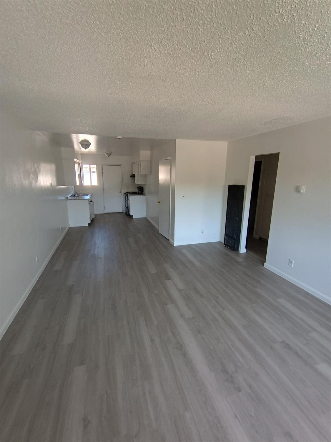 3345 E Fairmont Ave, Fresno, CA 93726