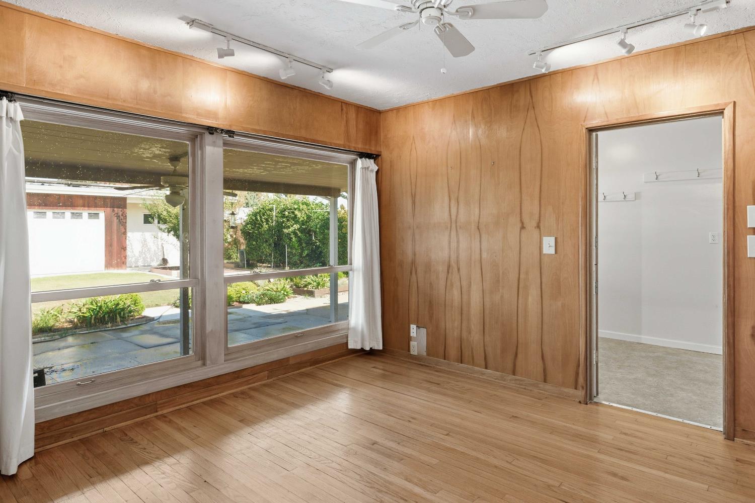 1673 Union, Kingsburg, CA 93631