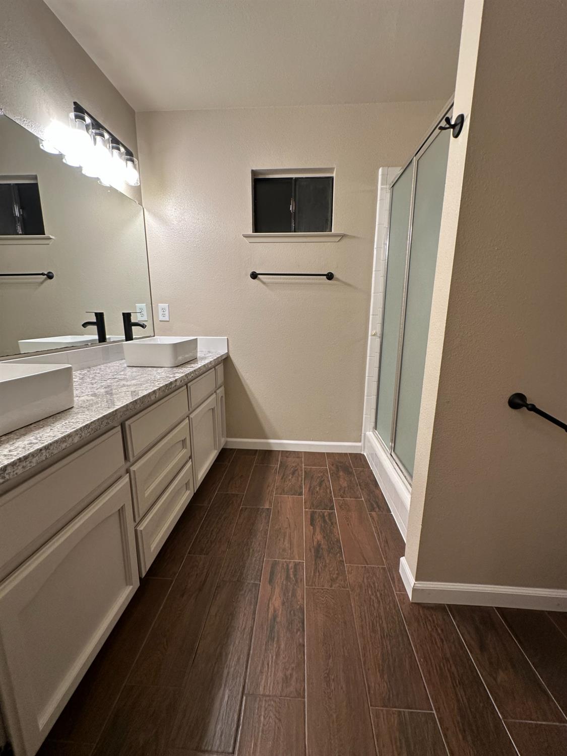 4985 E Butler Ave #109, Fresno, CA 93727