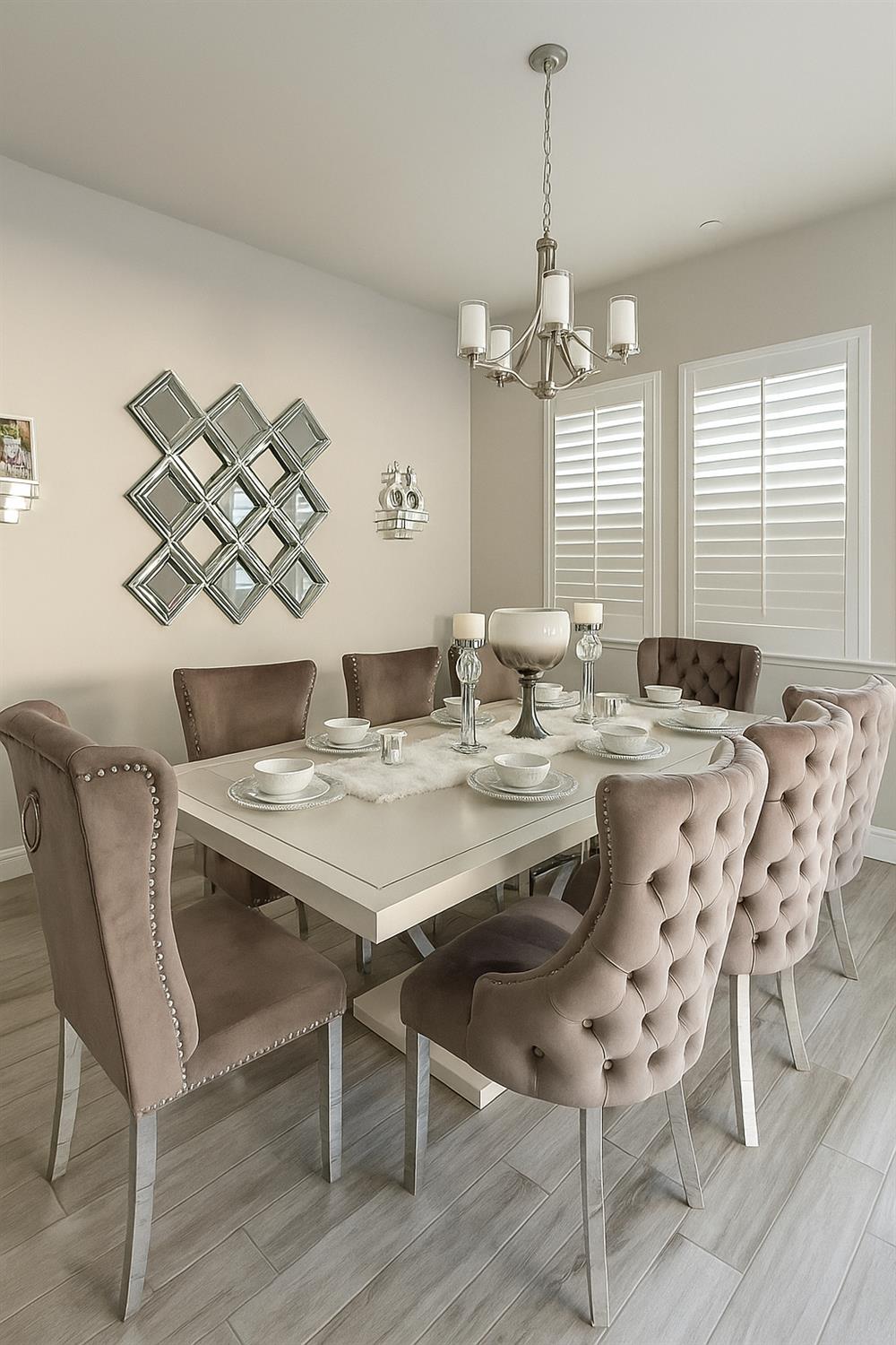 11323 N Via San Toma Dr, Fresno, CA 93730