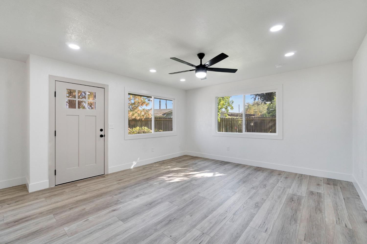 26958 John F Kennedy Ct, Madera, CA 93637