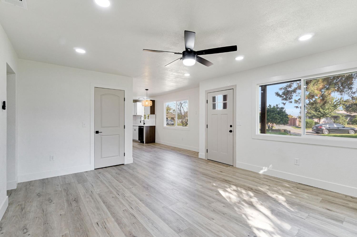 26958 John F Kennedy Ct, Madera, CA 93637