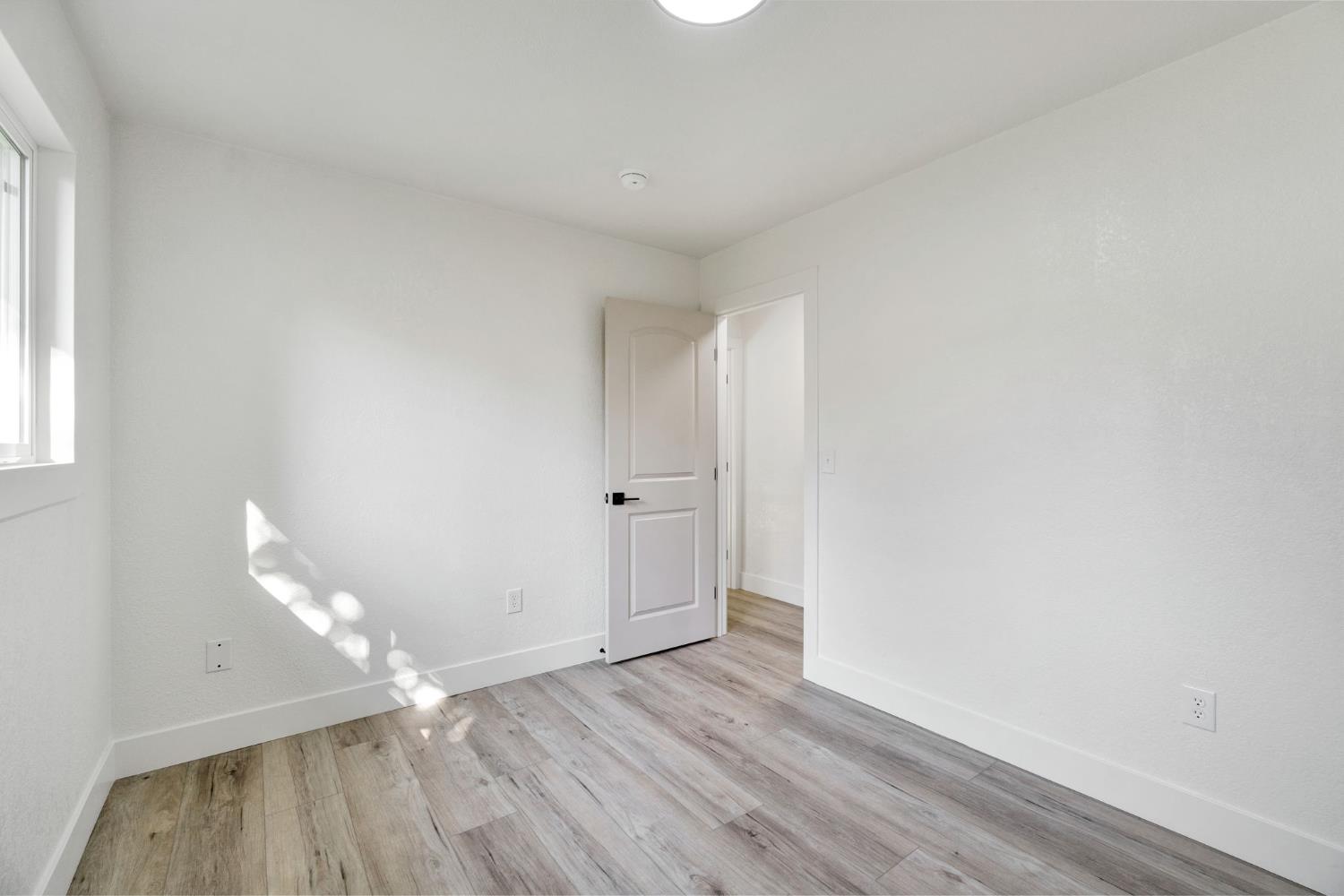 26958 John F Kennedy Ct, Madera, CA 93637