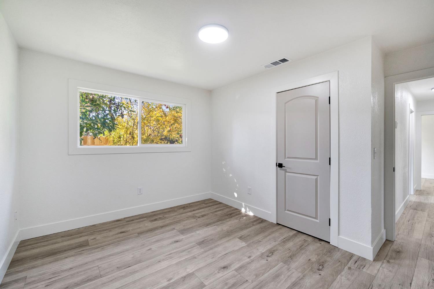 26958 John F Kennedy Ct, Madera, CA 93637