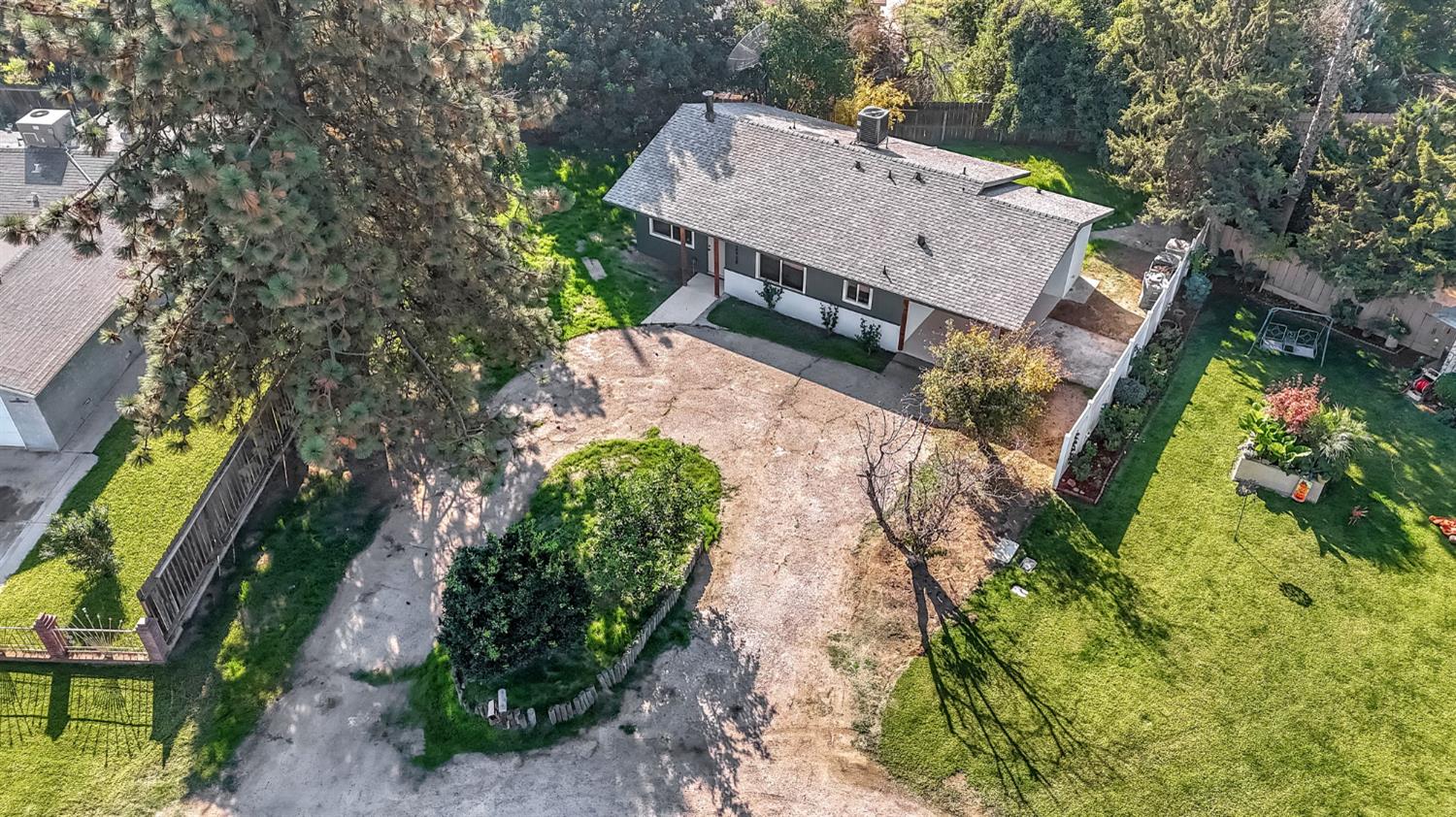 26958 John F Kennedy Ct, Madera, CA 93637