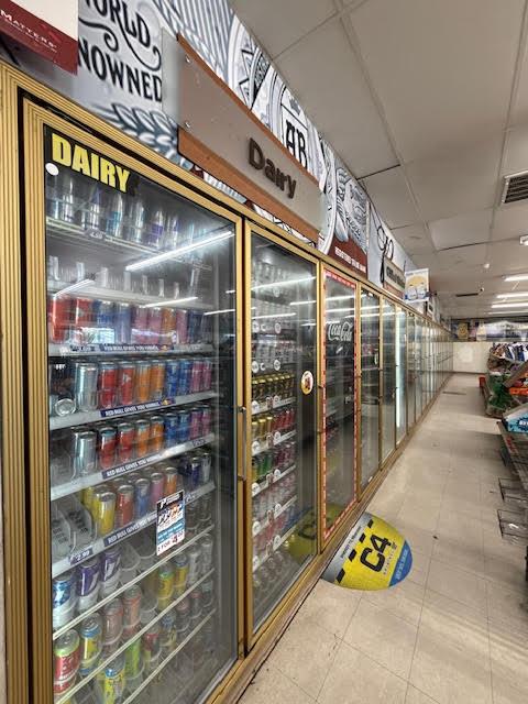 1405 Davis St, Livingston, CA 95334