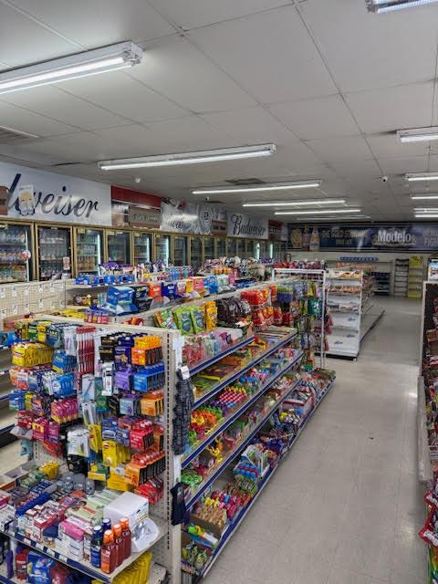 1405 Davis St, Livingston, CA 95334