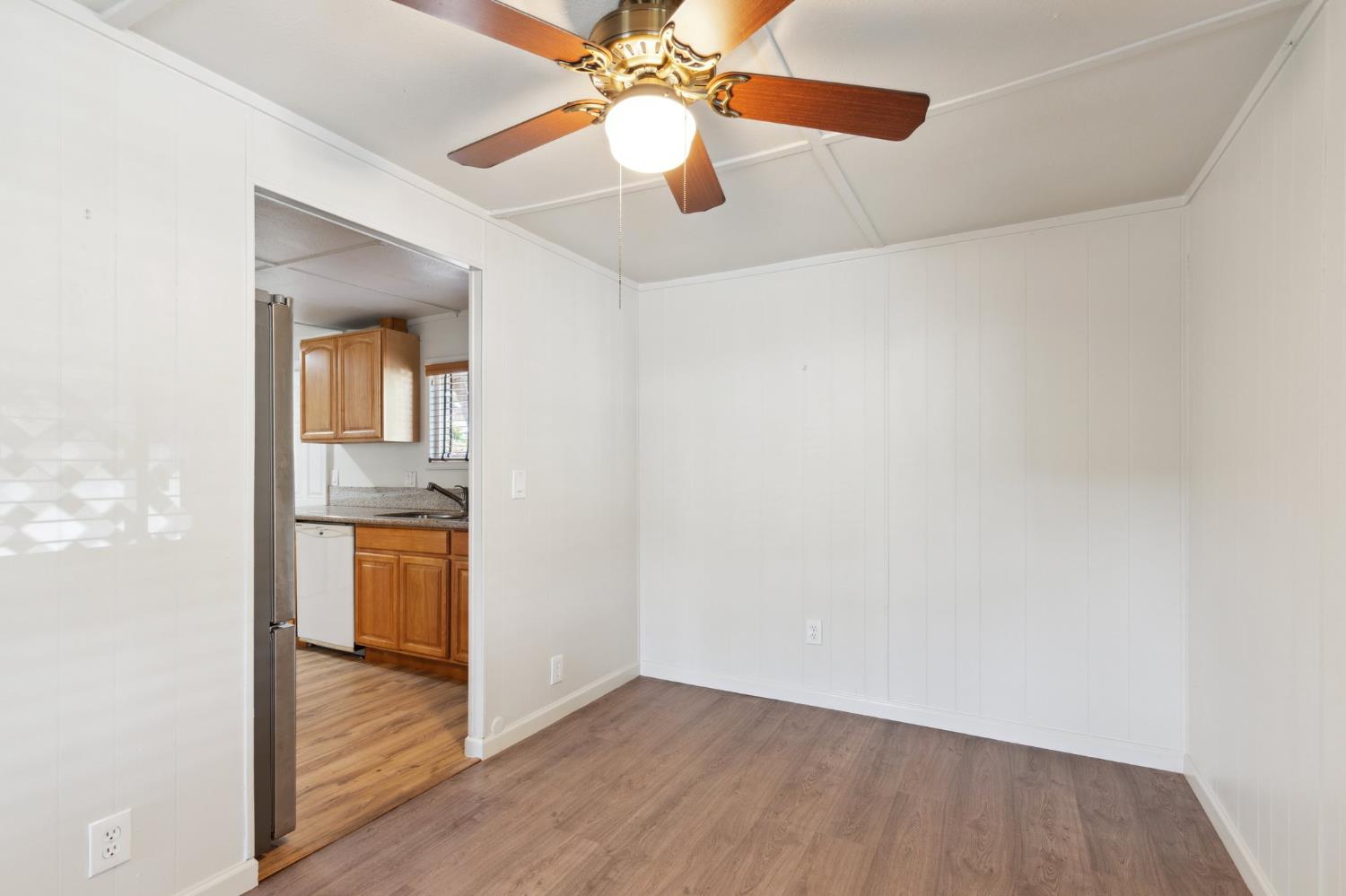 9360 N Blackstone Ave #141, Fresno, CA 93720