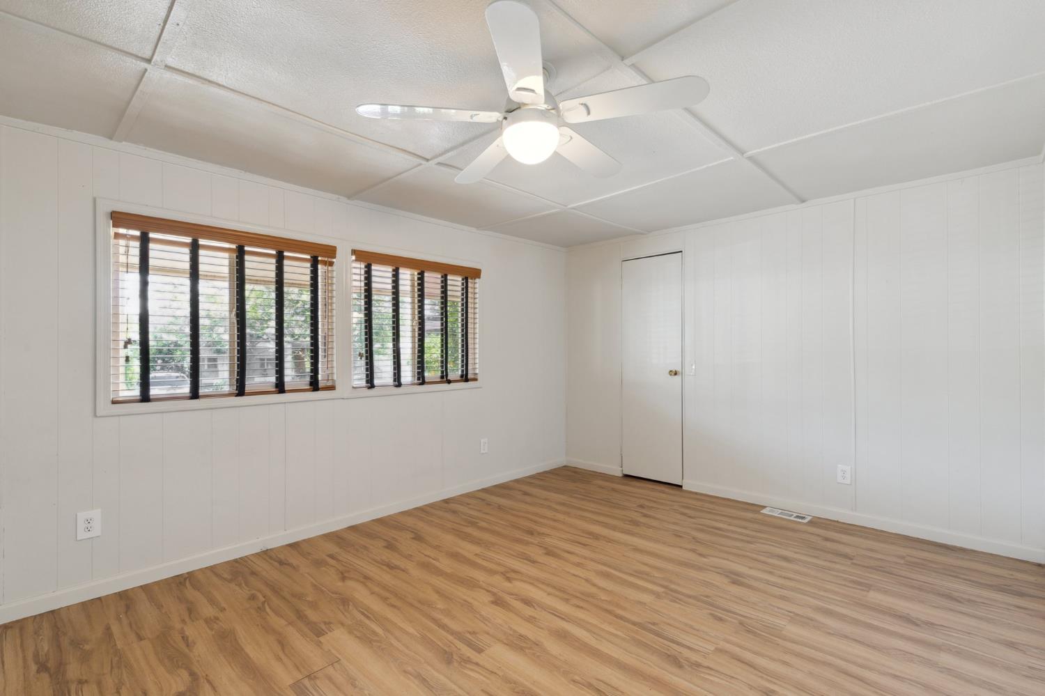 9360 N Blackstone Ave #141, Fresno, CA 93720