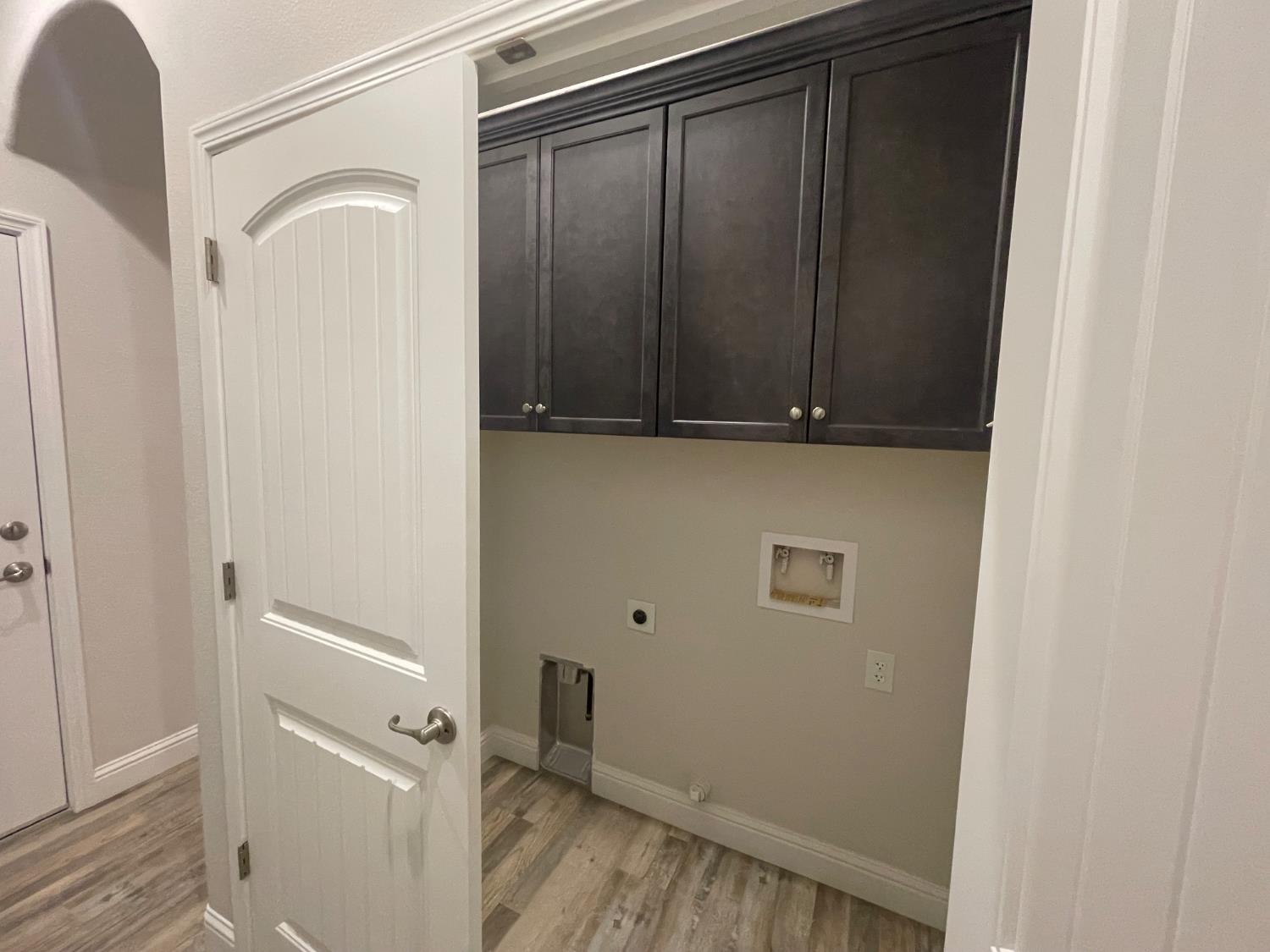 16190 West David, Kerman, CA 93630