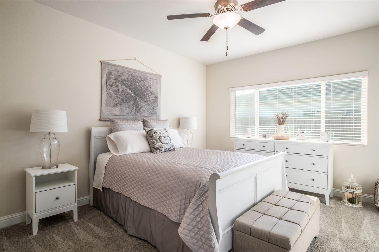 1797 Clearwater St, Tulare, CA 93274