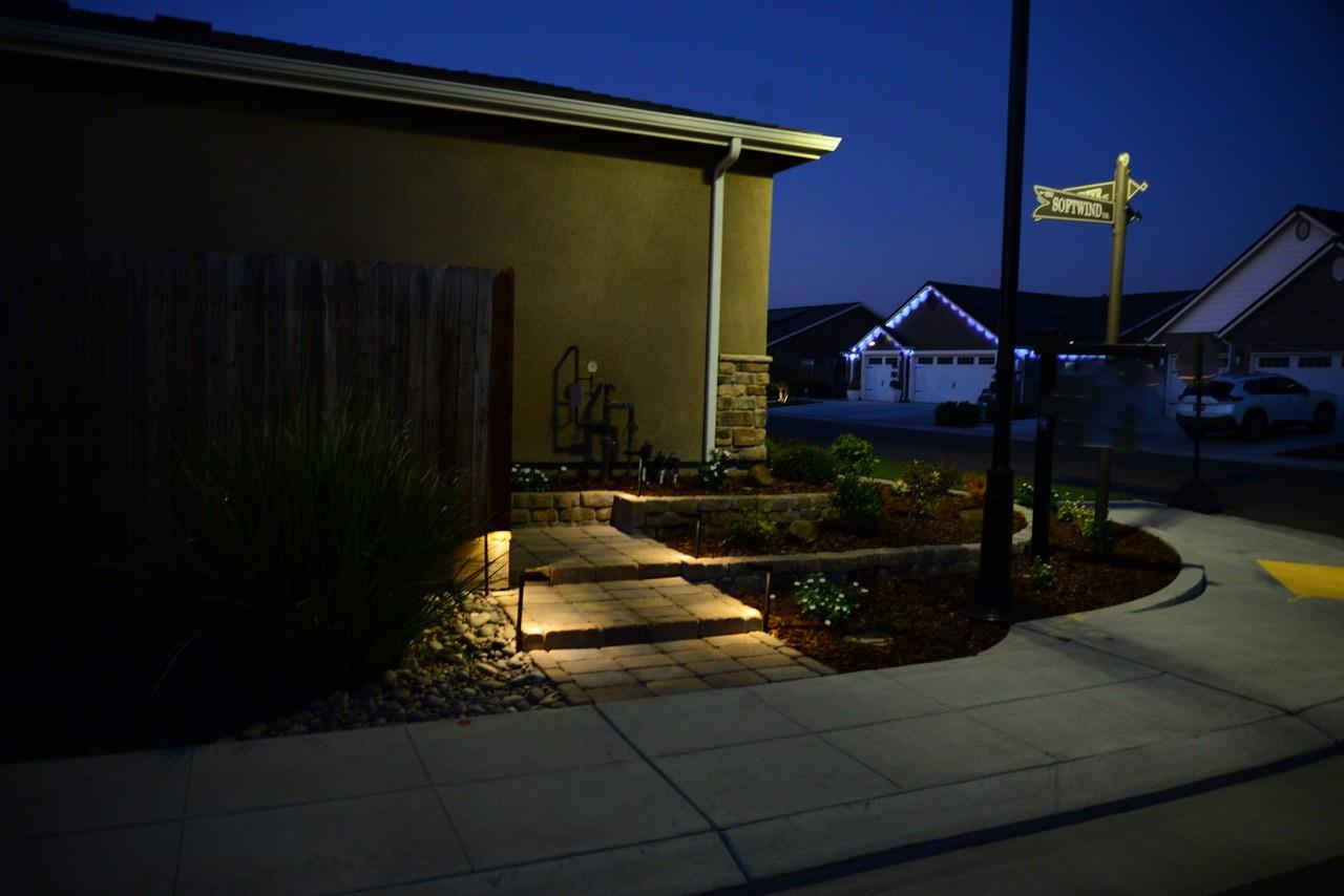 1797 Clearwater St, Tulare, CA 93274