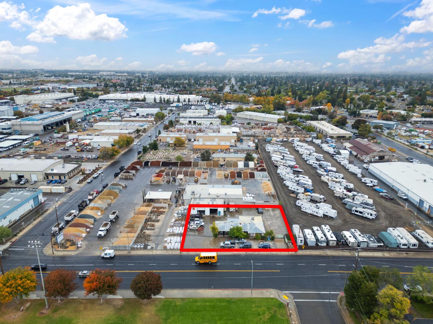 25 N Sunnyside Ave, Clovis, CA 93611