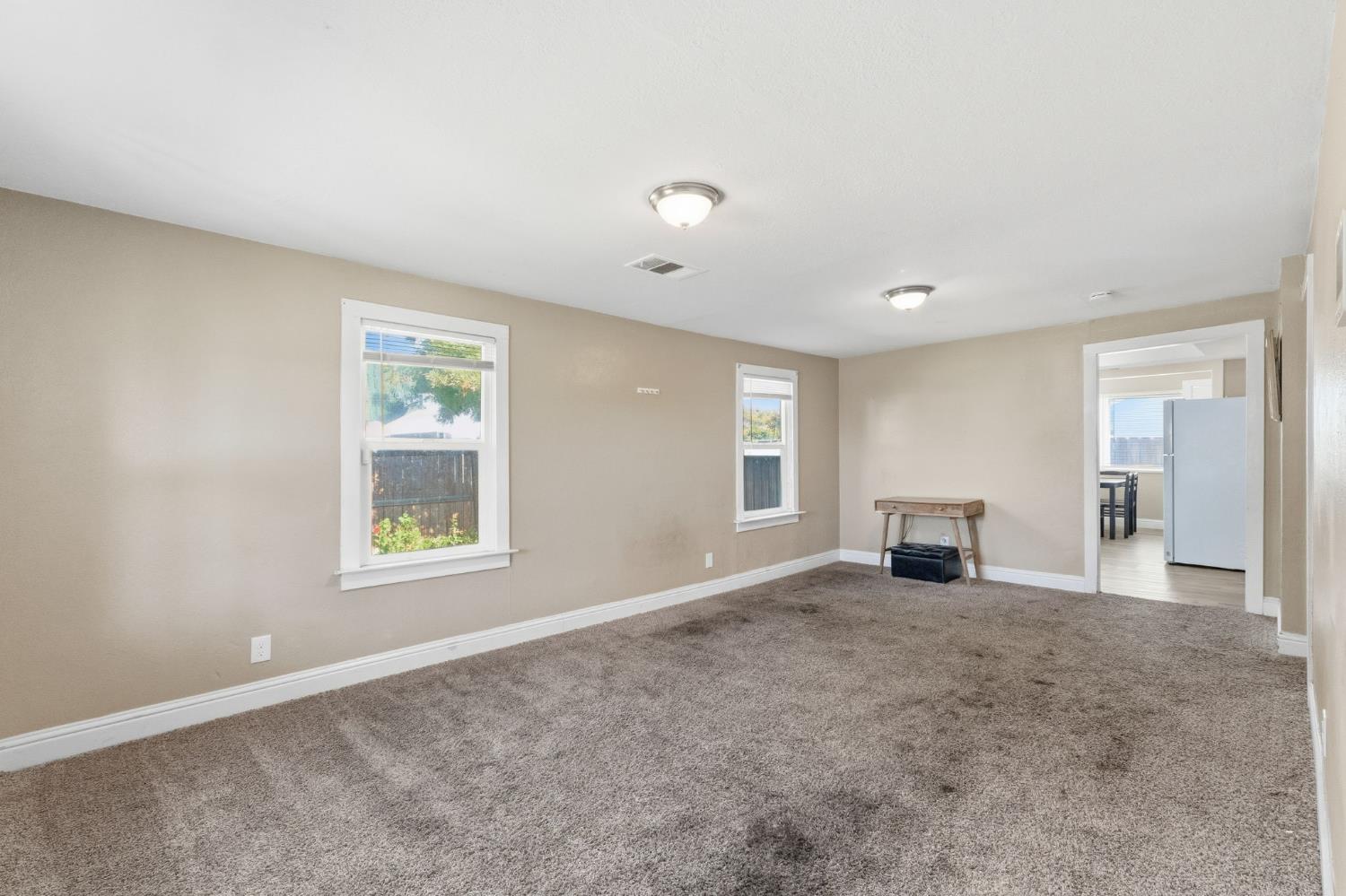 321 N Orange Ave, Exeter, CA 93221