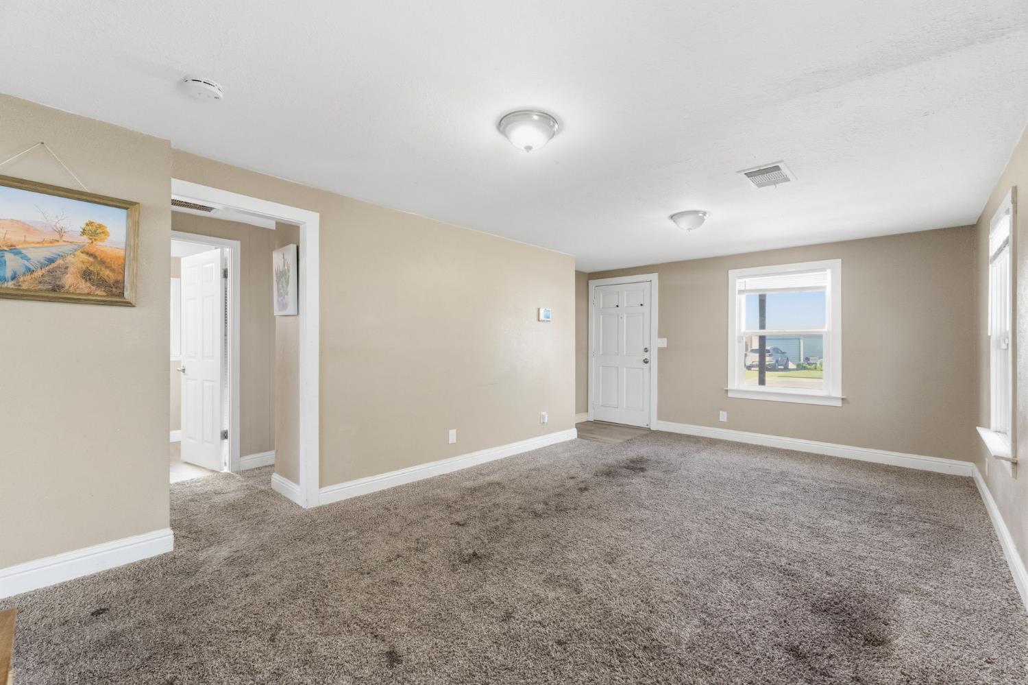 321 N Orange Ave, Exeter, CA 93221