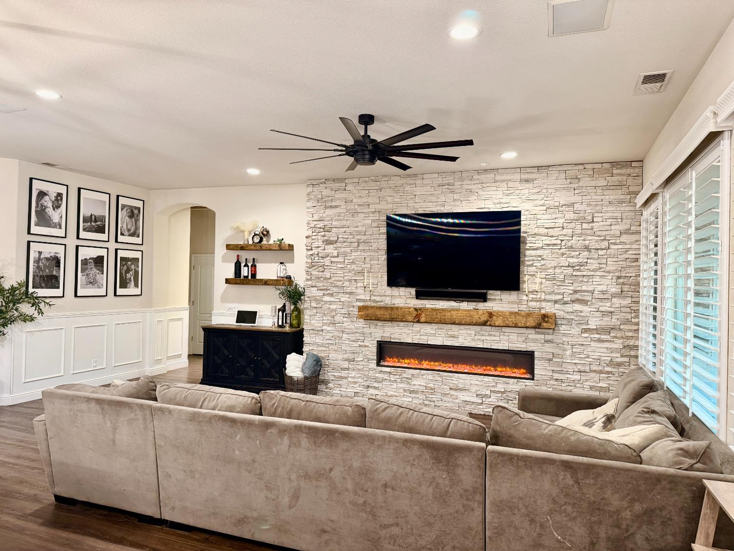 2722 Calimyrna Ave, Clovis, CA 93611