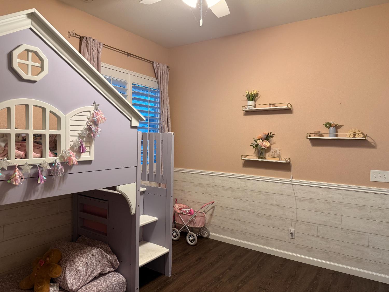 2722 Calimyrna Ave, Clovis, CA 93611