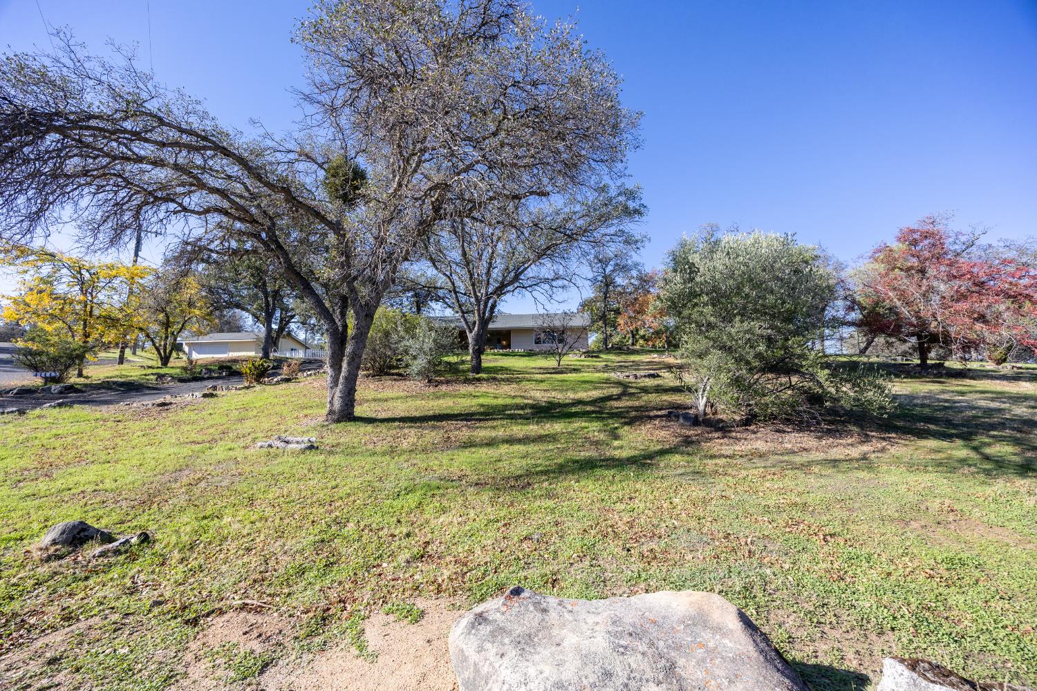 41443 Roaring River Ct, Coarsegold, CA 93614