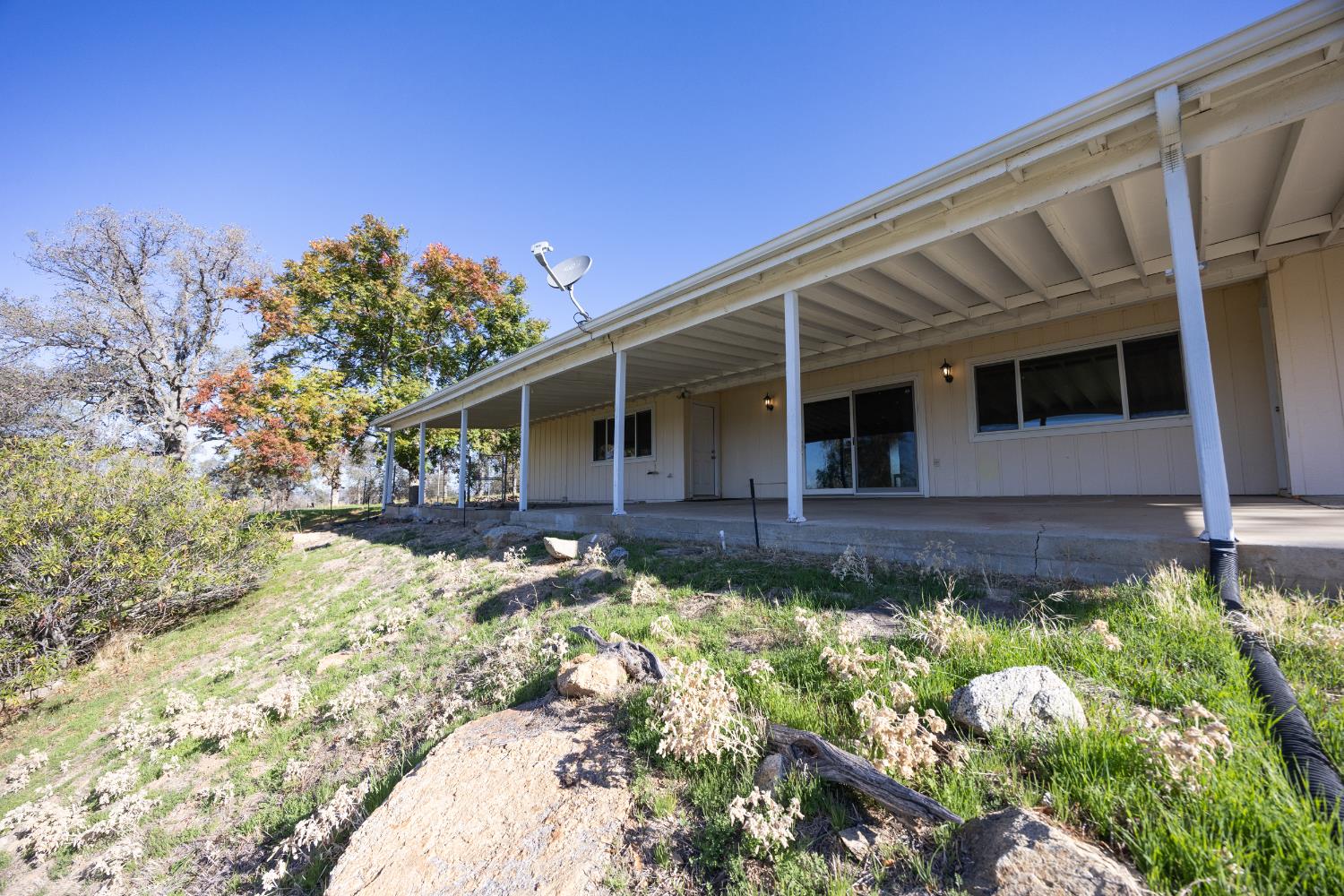 41443 Roaring River Ct, Coarsegold, CA 93614