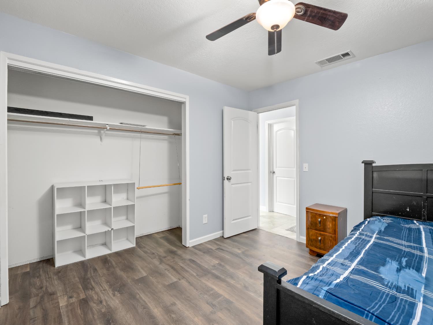 13017 Violet Ln, Clovis, CA 93619