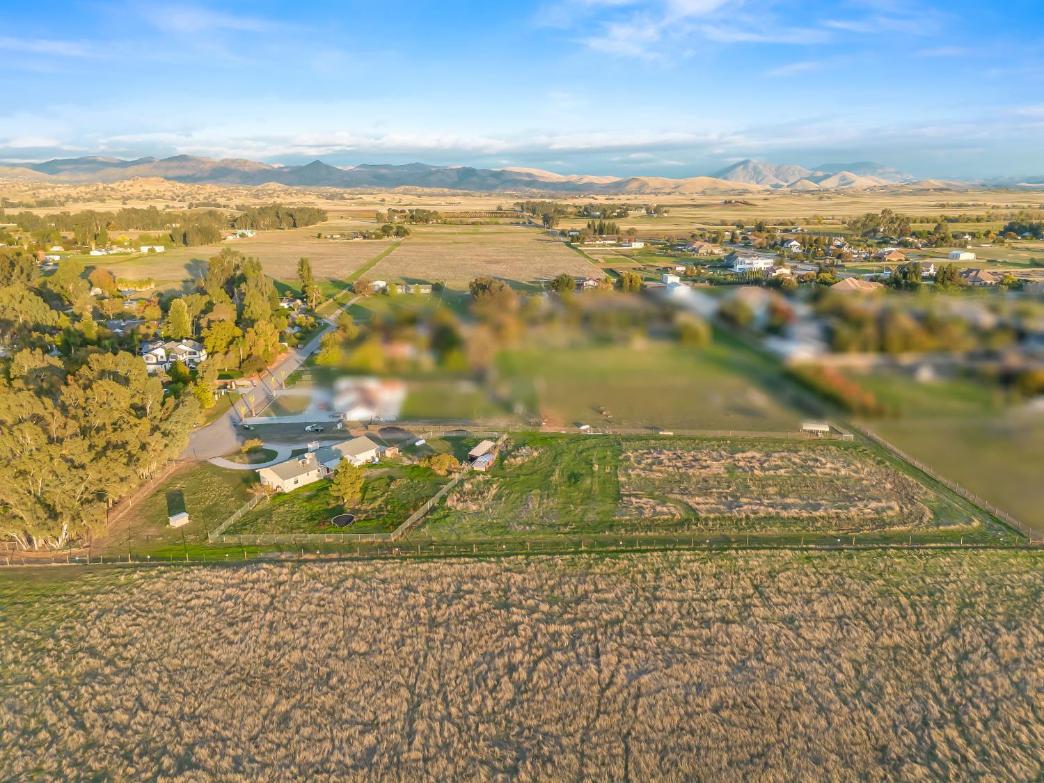 13017 Violet Ln, Clovis, CA 93619