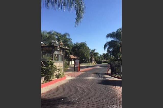 4860 E Lane Ave #104, Fresno, CA 93727