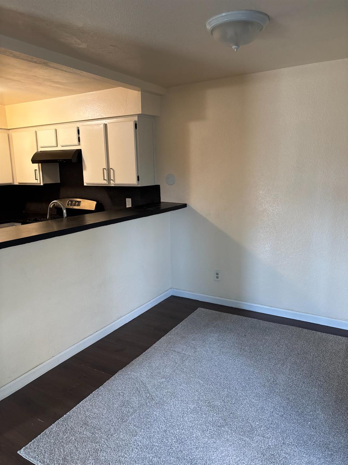 4860 E Lane Ave #104, Fresno, CA 93727