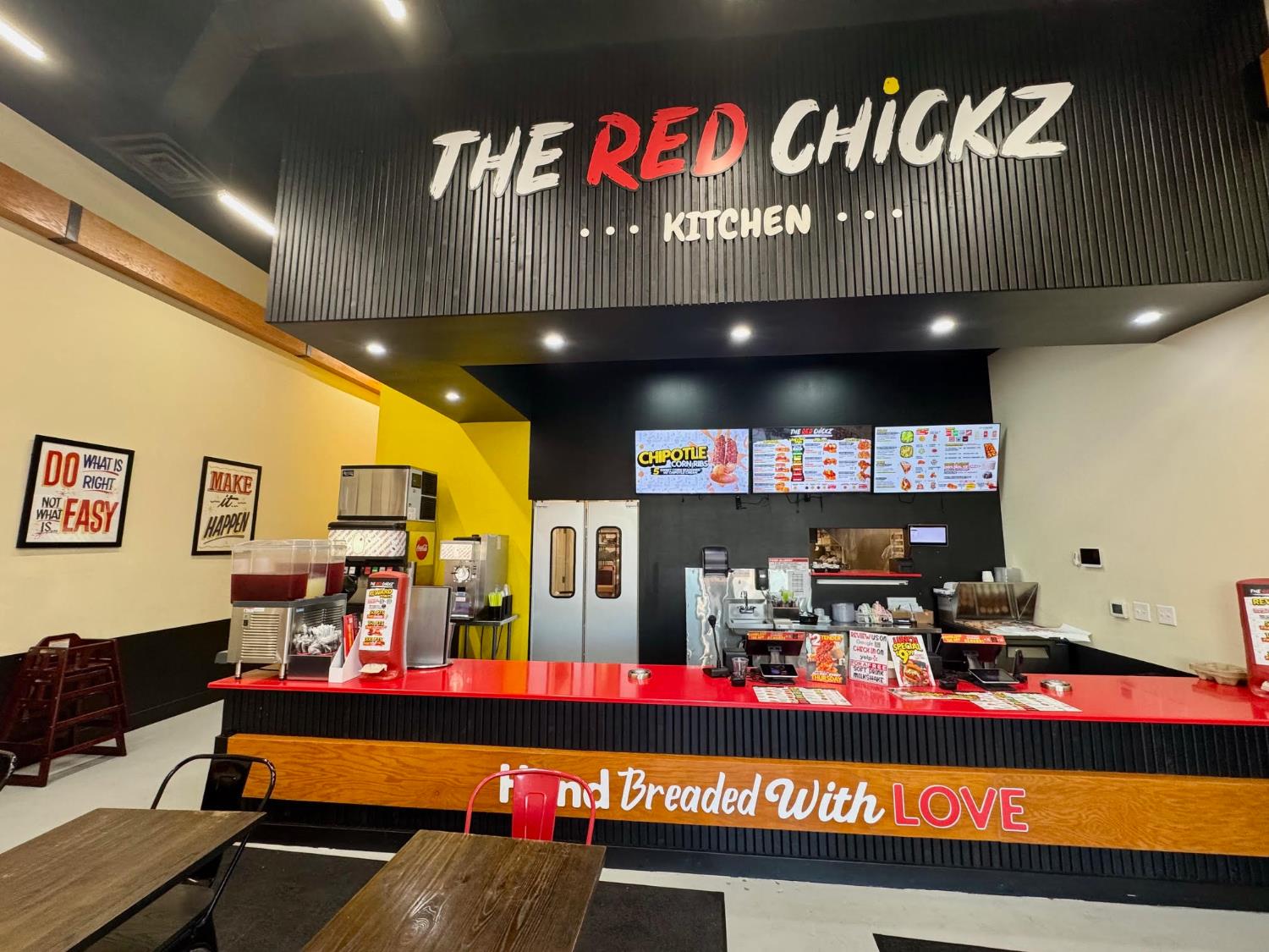 3520 N Blackstone Ave, Fresno, CA 93726