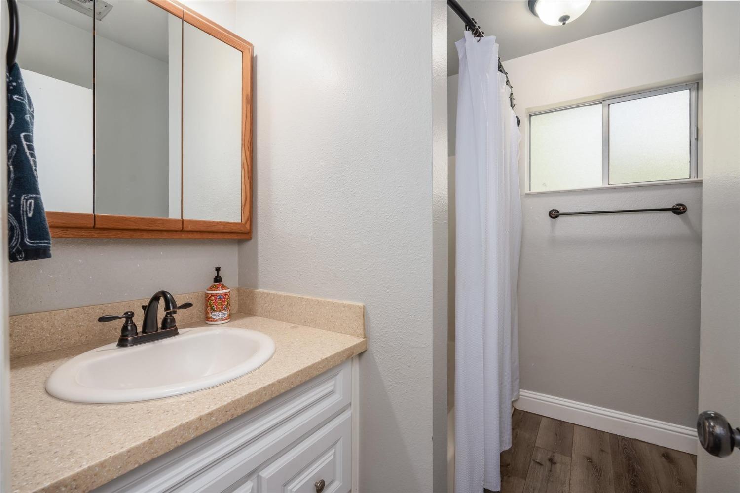 40700 Road 425 A, Oakhurst, CA 93644