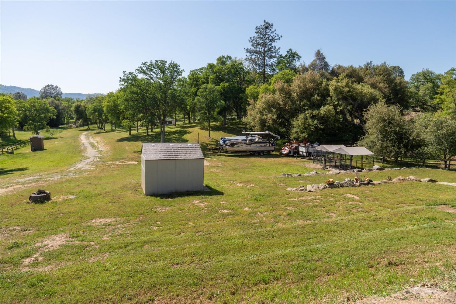 40700 Road 425 A, Oakhurst, CA 93644