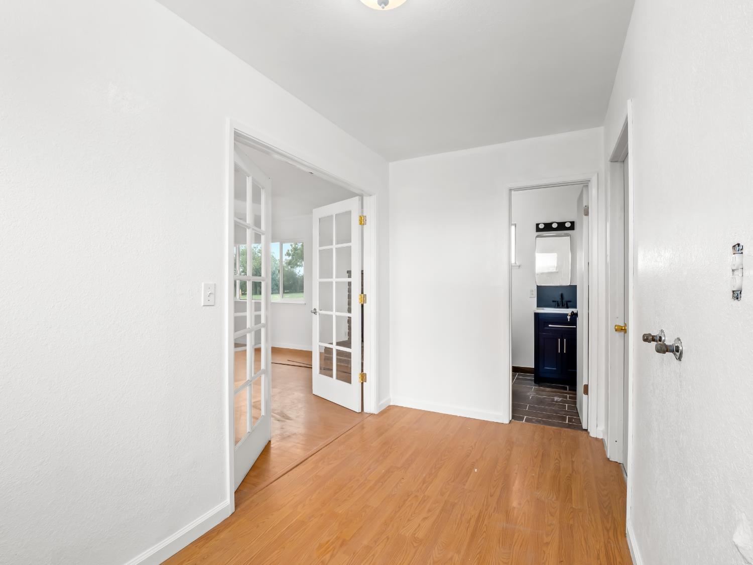 10375 W Kearney Blvd, Fresno, CA 93706