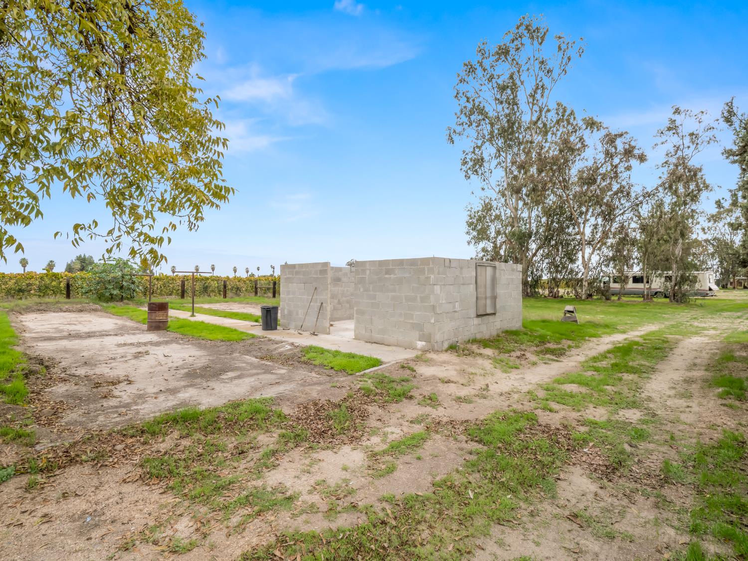 10375 W Kearney Blvd, Fresno, CA 93706